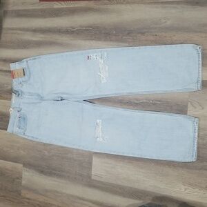 Levis lightwash jeans